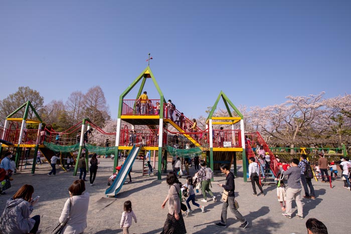 上尾丸山公園　児童遊園地（大型金属製複合遊具）2019年撮影