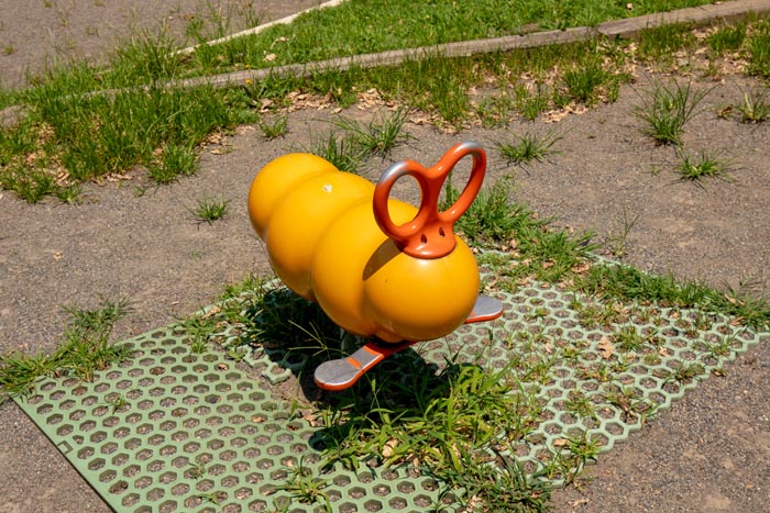 ぐんまこどもの国　幼児広場　スプリング遊具　ウゴウゴ