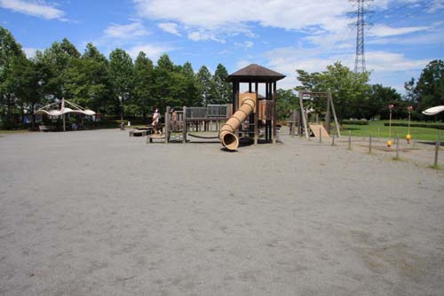 平成の森公園　ちびっこ広場　撤去された遊具