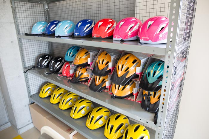 加須サイクリングセンター　ヘルメット