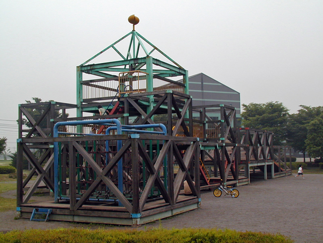 松伏記念公園 以前あった巨大な木製遊具