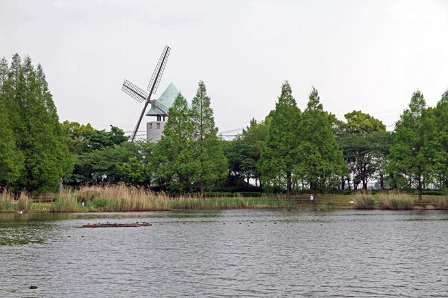 松伏総合公園 展望風車(スペイン風)
