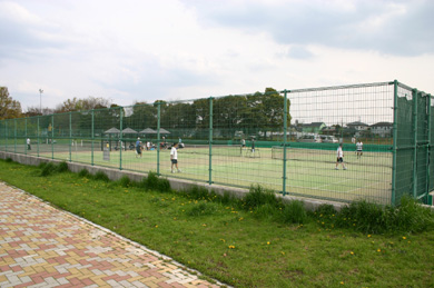 出羽公園　テニスコート
