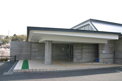 上尾丸山公園　自然学習館